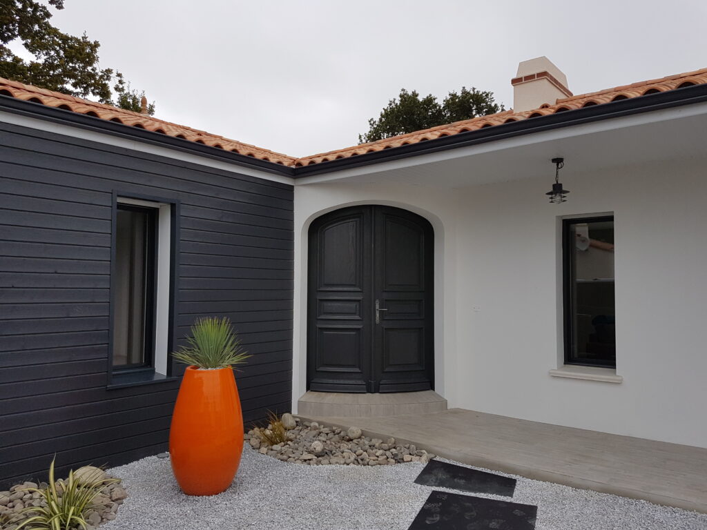 Arnaud Menuiserie Menuiserie Interieur Et Exterieur Aizenay Menuiserie 3 1