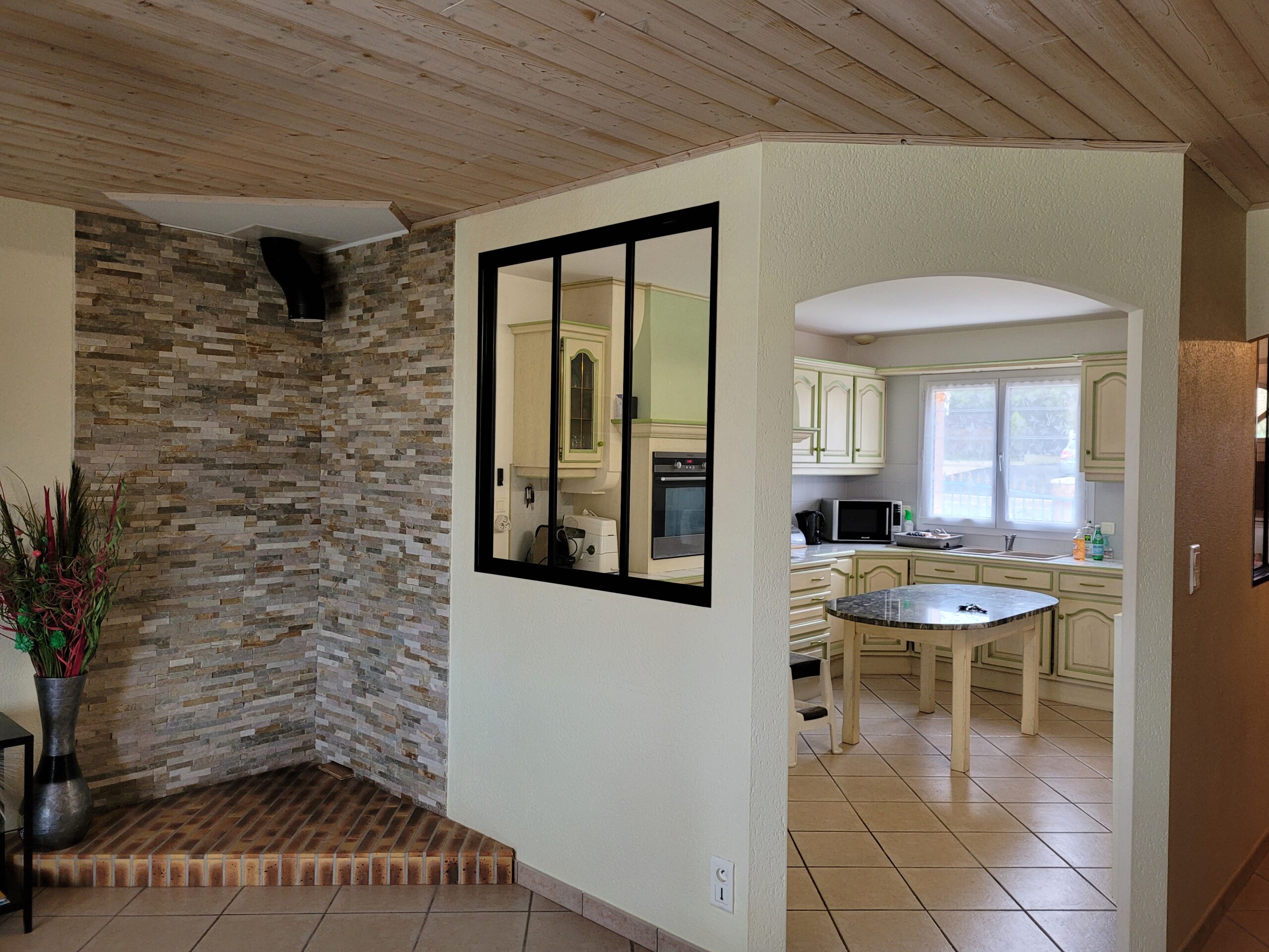 Arnaud Menuiserie Menuiserie Interieur Et Exterieur Aizenay Mise En Protection Realisation Verriere 1