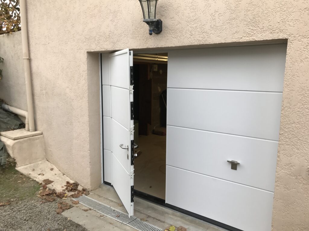 Arnaud Menuiserie Menuiserie Interieur Et Exterieur Aizenay Portail Avec Portillon Integre 2