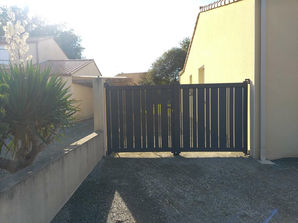 Arnaud Menuiserie Menuiserie Interieur Et Exterieur Aizenay Portail Cloture 2 2