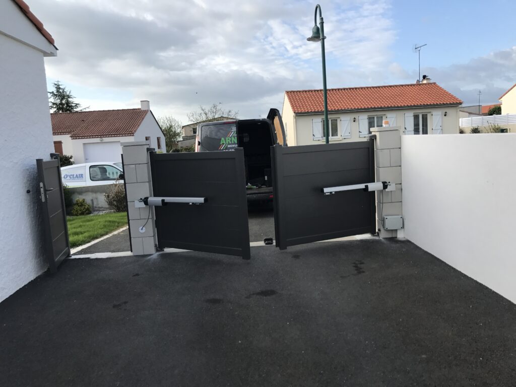 Arnaud Menuiserie Menuiserie Interieur Et Exterieur Aizenay Portail Cloture 4 1