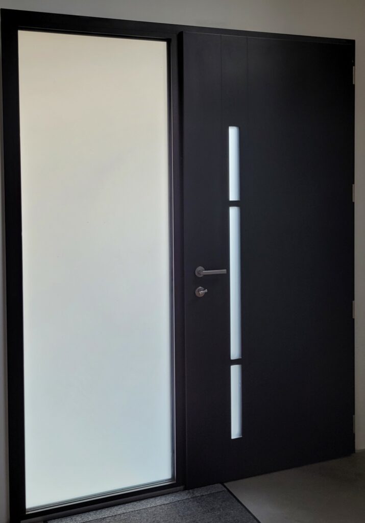 Arnaud Menuiserie Menuiserie Interieur Et Exterieur Aizenay Porte D Entree 2 1