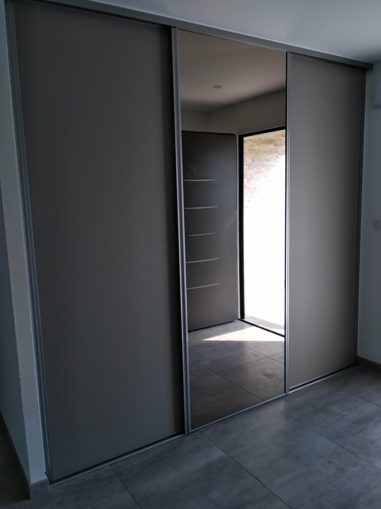 Arnaud Menuiserie Menuiserie Interieur Et Exterieur Aizenay Porte De Placard 4