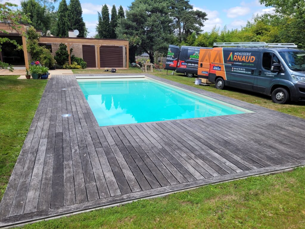 Arnaud Menuiserie Menuiserie Interieur Et Exterieur Aizenay Renovation Terrasse Piscine Avant 3