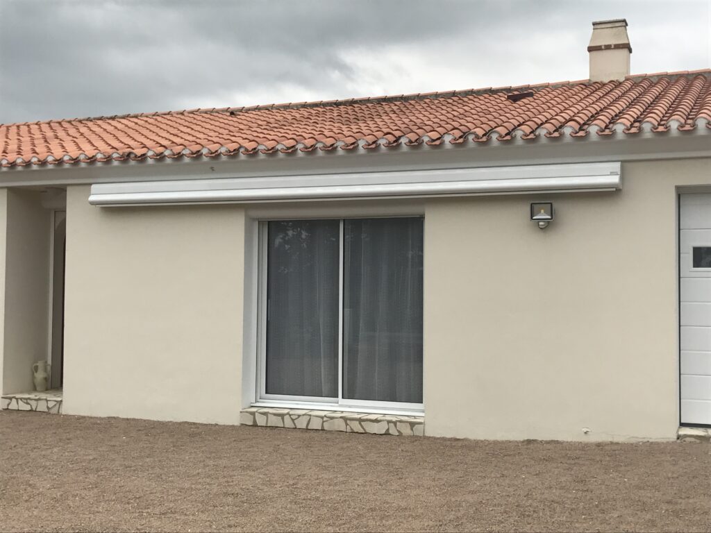 Arnaud Menuiserie Menuiserie Interieur Et Exterieur Aizenay Store Banne 2 4