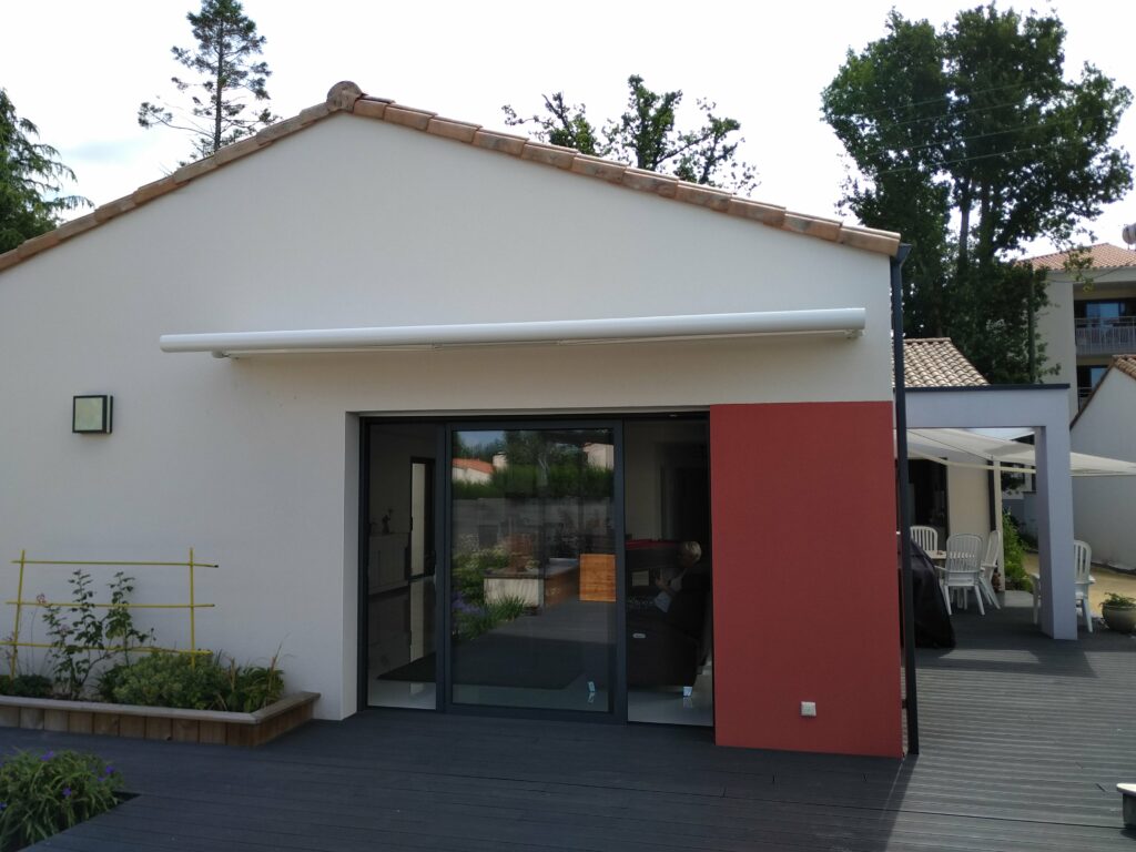 Arnaud Menuiserie Menuiserie Interieur Et Exterieur Aizenay Store Banne 3